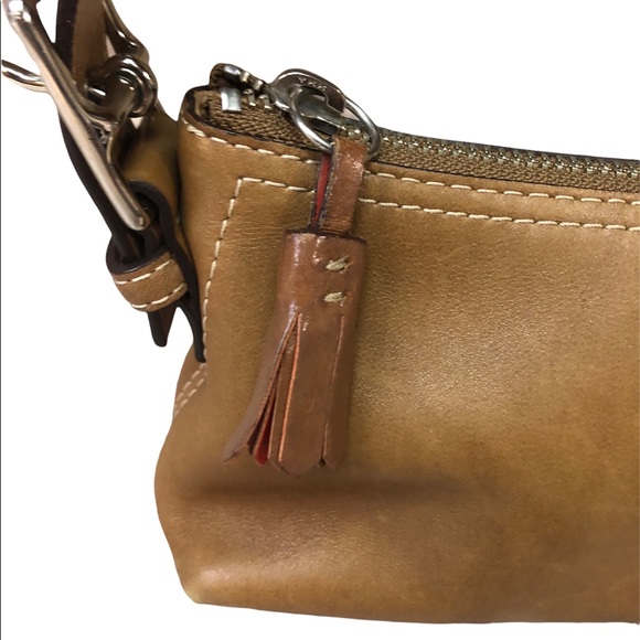 **SOLD** Coach Vintage Baguette Purse - Picture 8 of 16